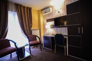 Курортные отели Afrodita Resort & SPA Бэиле-Еркулане Улучшенный двухместный номер с 1 кроватью или 2 отдельными кроватями-1