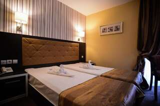 Курортные отели Afrodita Resort & SPA Бэиле-Еркулане Улучшенный двухместный номер с 1 кроватью или 2 отдельными кроватями-6